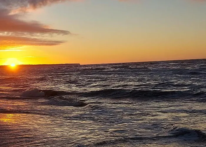 Azure Premium Basen Zewnetrzny Z Lezakami, Jacuzzi Appartement Kołobrzeg