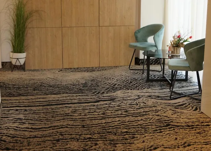 Azure Premium Basen Zewnetrzny Z Lezakami, Jacuzzi Appartement *