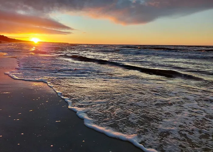 Azure Premium Basen Zewnętrzny Z Leżakami, Jacuzzi Apartament Kołobrzeg